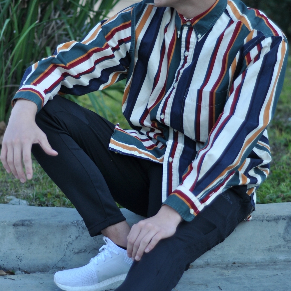 Men's vintage 80's style button up shirt